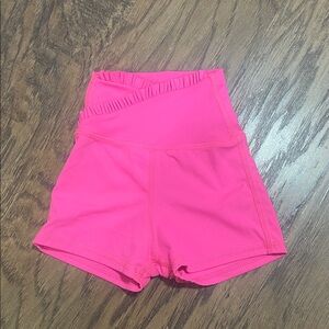 Tiger Friday Hot Pink short